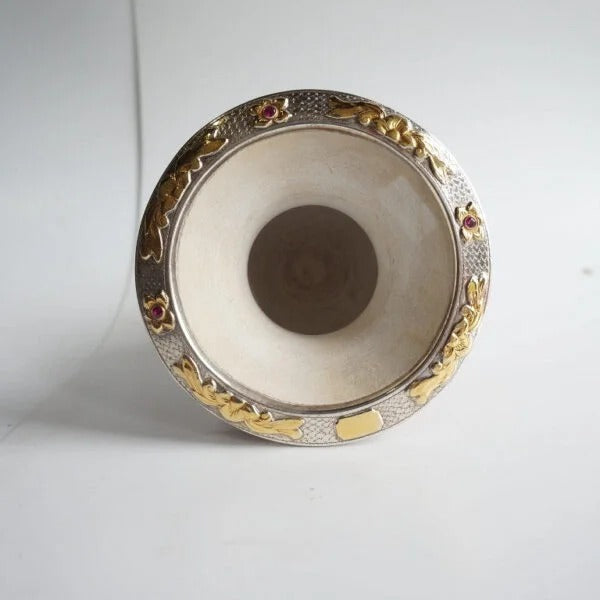 Cuia lisa con Boquilla Oro/Plata y Pie